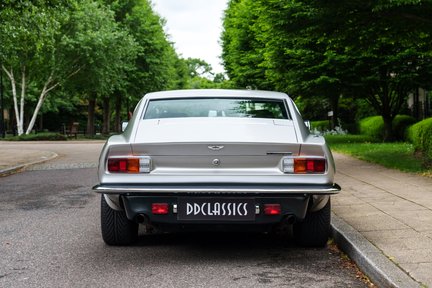 Aston Martin V8 Vantage X-Pack RESTORED 6