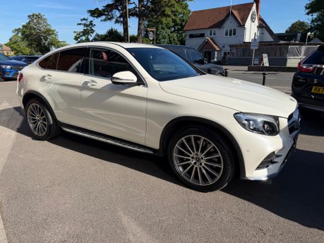 Mercedes-Benz GLC GLC 250 4MATIC AMG LINE PREMIUM PLUS 10