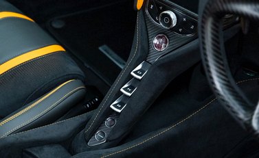 McLaren 720S Performance 16