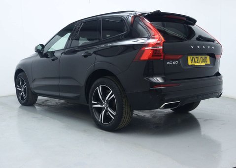 Volvo XC60 2.0 B5 MHEV R-Design SUV 5dr Petrol Hybrid Auto Euro 6 (s/s) (250 ps) 10