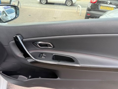 Kia Pro Ceed 1.6 T-GDi GT Tech Euro 5 3dr 36