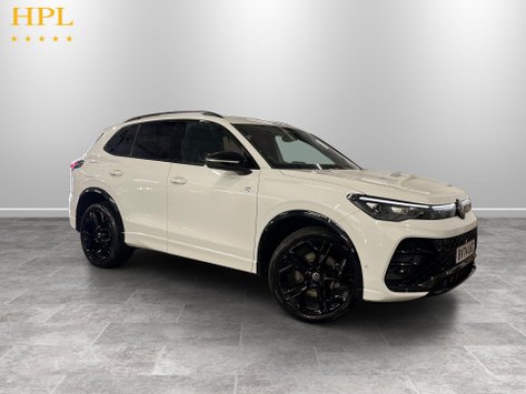 Volkswagen Tiguan 1.5 TSI eHybrid 19.7kWh R-Line SUV 5dr Petrol Plug-in Hybrid DSG Euro 6 (s/