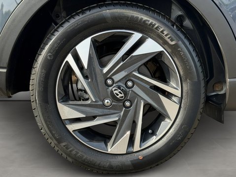 Hyundai BAYON 1.0 TGDi 48V MHEV SE Connect 5dr 11