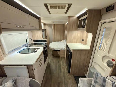 Coachman Acadia 575  30