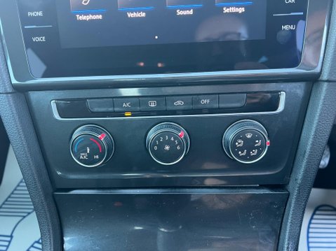 Volkswagen Golf 1.0 TSI SE Euro 6 (s/s) 5dr 33