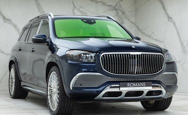 Mercedes-Benz GLS 600 1