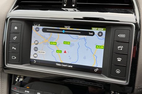 Jaguar F-Pace I PORTFOLIO AWD 41