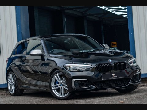 BMW 1 Series 3.0 M140I Shadow Edition Auto 3dr 30