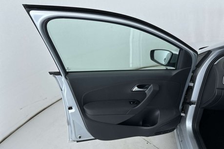 VOLKSWAGEN POLO 2013 13 1.4 POLO MATCH SEMI AUTO 5DR 2013 13 34,872 MILES... image 28