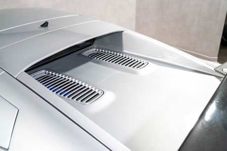 Lotus Esprit SPORT 350. 1 OF 42 RHD. SUPERB EXAMPLE. COMPREHENSIVE HISTORY. FRONT PPF 42