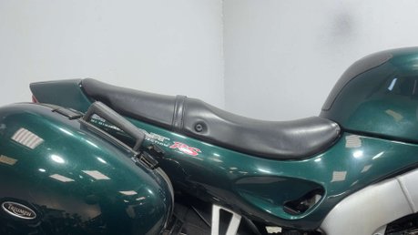 Triumph Sprint 2005 955 CC PROJECT BIKE SPORTS TOURER ONLY 25K 19