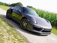Porsche 911 TURBO S PDK 19