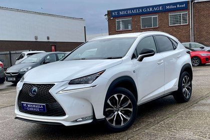 Lexus NX 2.5 NX 300h F Sport CVT 4WD 5dr