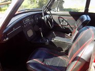 MG B GT 12