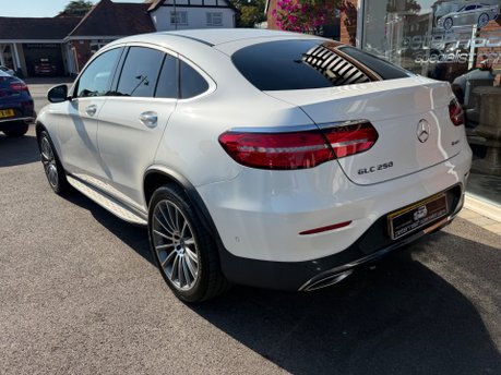 Mercedes-Benz GLC GLC 250 4MATIC AMG LINE PREMIUM 12