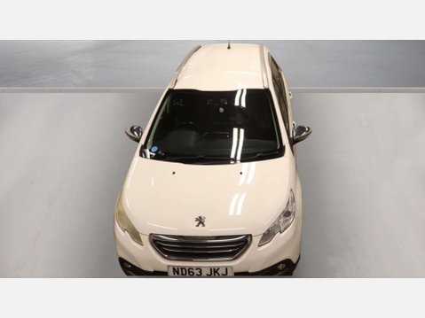 Peugeot 2008 1.6 e-HDi Allure SUV 5dr Diesel EGC Euro 5 (s/s) (92 ps) 2