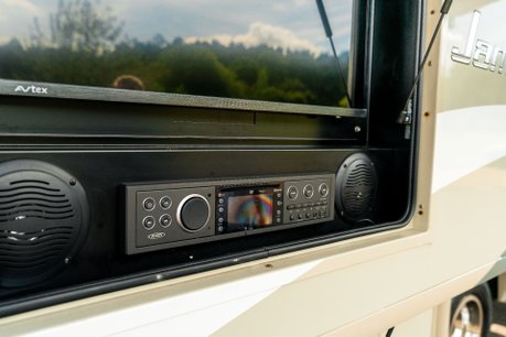 Ford E450 FLEETWOOD. NOW SOLD. SIMILAR REQUIRED. PLEASE CALL 01903 254800. 15