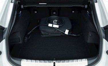 Porsche Taycan GTS Sport Turismo 28