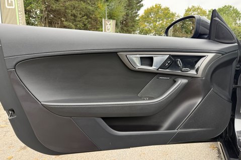 Jaguar F-Type V6 S - NEW ENGINE FITTED BY JAGUAR AT 48K - 13 SERVICES RECORDED 31