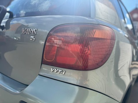 Toyota Yaris 1.0 VVT-i T3 5dr 35