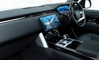 Land Rover Range Rover P530 Autobiography 16