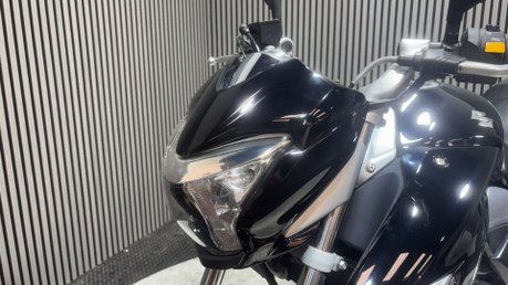 Suzuki Inazuma GW 2013 ONLY 12K NEW MOT WARRANTY 250CC COMMUTER BIKE 21