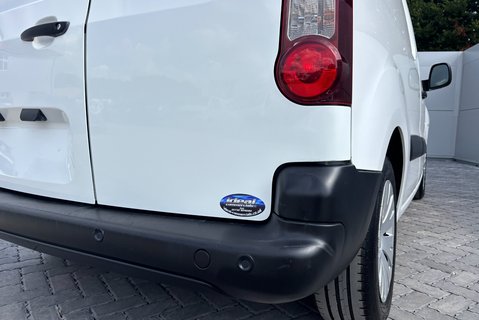 Citroen Berlingo L1 625 Enterprise Panel Van - Direct from the MOD 22