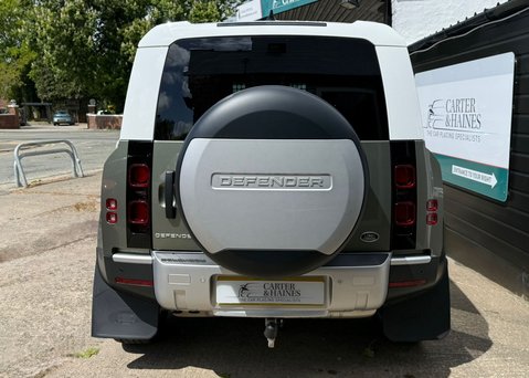 Land Rover Defender 90 3.0 D250 MHEV Hard Top SUV 3dr Diesel Auto 4WD SWB Euro 6 (s/s) (250 ps) 7
