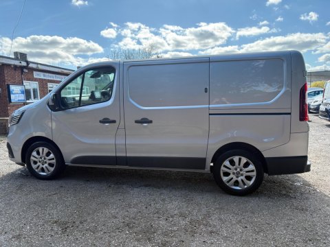 Renault Trafic SL28 SPORT DCI 11