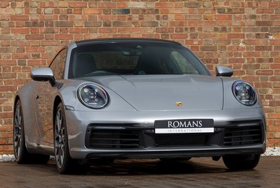 Porsche 911 Carrera 4S (992)