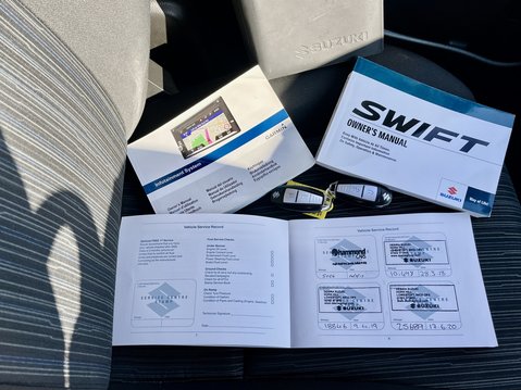 Suzuki Swift 1.2 SZ4 [Nav] 5dr Auto 32