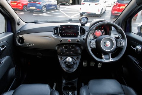 Abarth 500 595 TURISMO 3