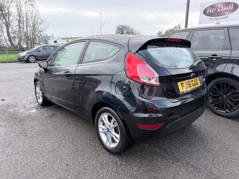 Ford Fiesta 1.0 ZETEC 7