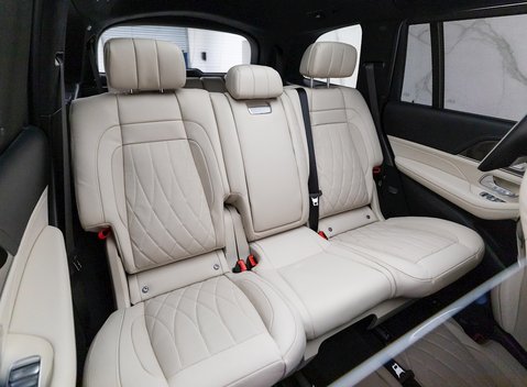 Mercedes-Benz GLS 63 Night Edition Executive 13