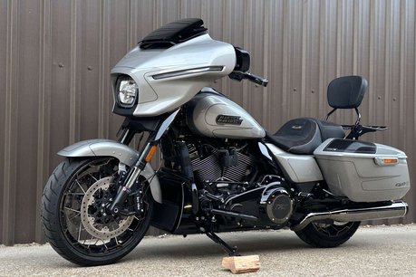 Harley-Davidson Cvo 2.0 CVO Street Glide 1977 23 16