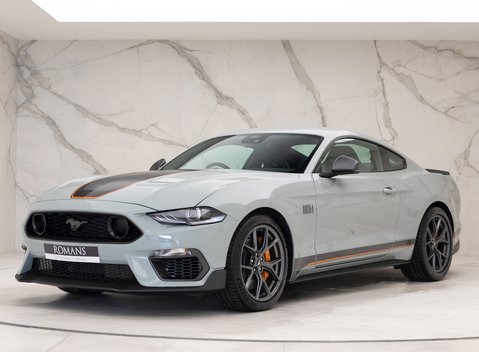 Ford Mustang Mach 1 6