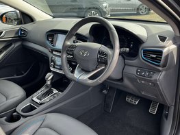 Hyundai IONIQ 1.6 IONIQ Premium SE FHEV Semi-Auto 5dr 17