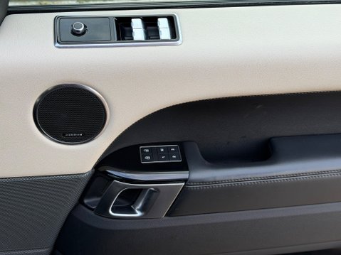 Land Rover Range Rover Sport HSE SILVER MHEV 18