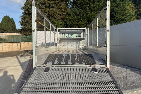 Iveco Daily 35C14 Beavertail Lawnmower Body - Large Ramp - Removable Cages 12