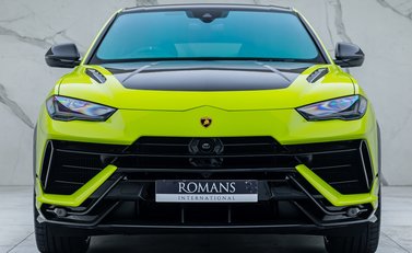 Lamborghini Urus PERFORMANTE 6