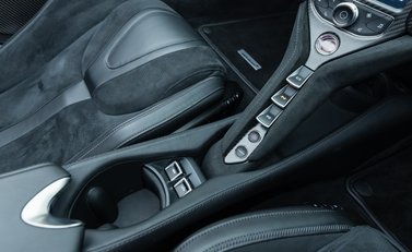 McLaren 720S Performance Spider 29