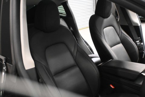 Tesla Model Y ModeL Y Long Range AWD 4WD 5dr 11