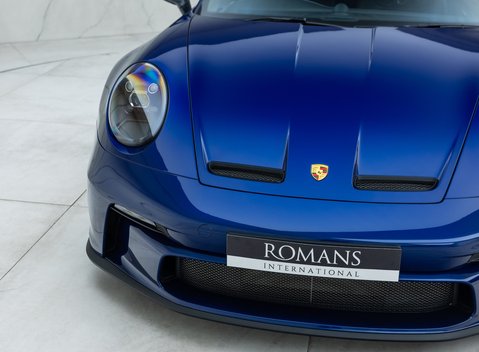 Porsche 911 GT3 Touring (992) 28