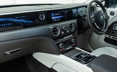 Rolls-Royce Spectre 14