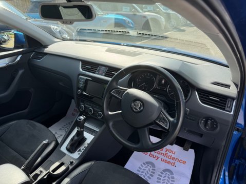 Skoda Octavia ELEGANCE TDI CR DSG 32