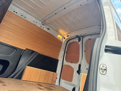 Peugeot Partner 1.5 Partner Professional Premium+ BHDi 25