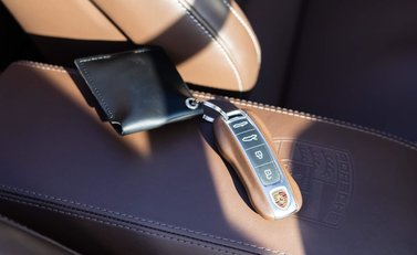 Porsche 911 Turbo S Cabriolet (992) 19