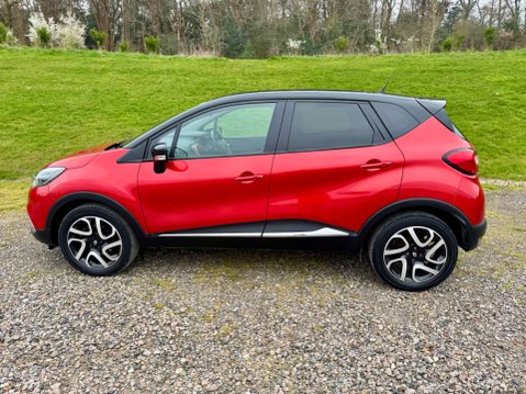 Renault Captur SIGNATURE NAV DCI 6