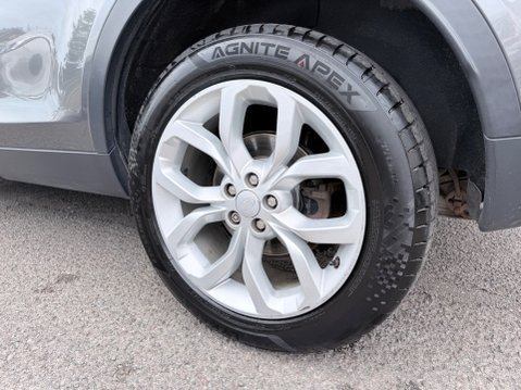 Land Rover Discovery Sport 2.0 TD4 HSE AUTOMATIC 8