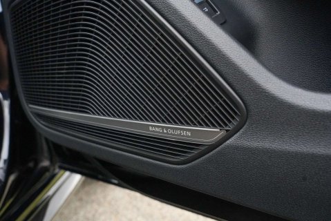 Audi RS4 Carbon Black 13